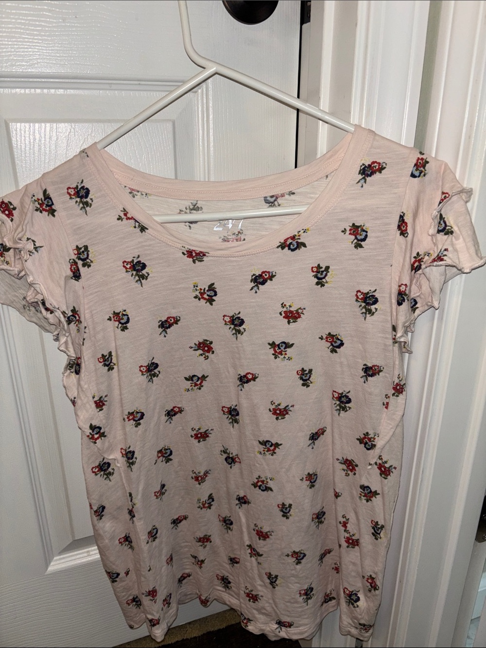 Maurice’s 24/7 Light Pink Floral Ruffle Sleeve Women's Top